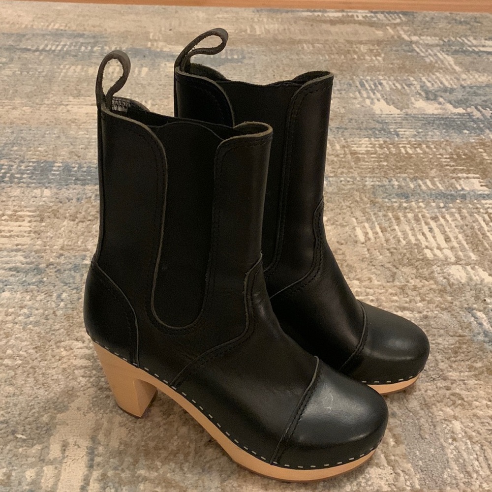 Swedish Hasbeens Toffel Black Leather Wood Heel Clog Boots Size 38